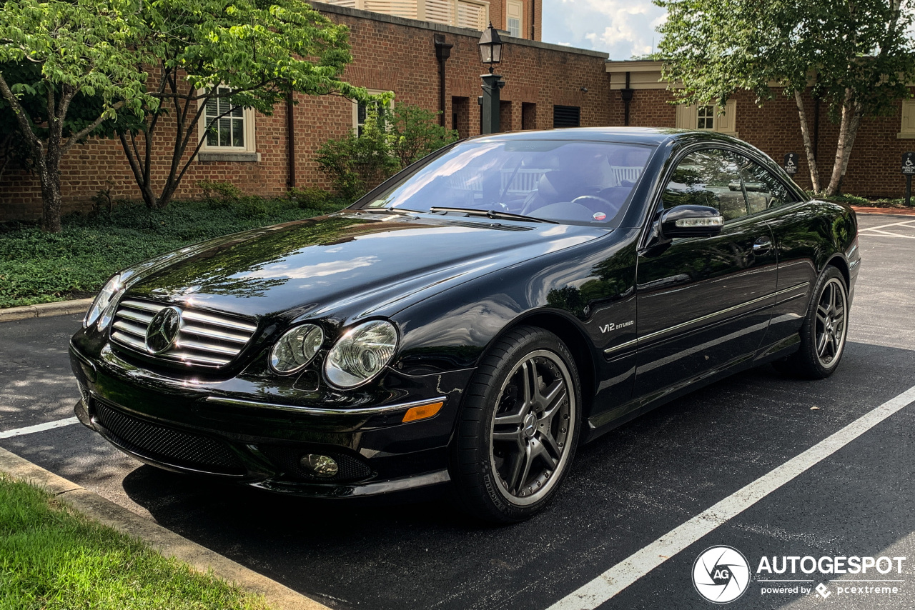 Mercedes-Benz CL 65 AMG C215