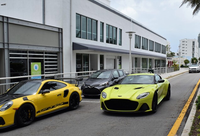 Aston Martin DBS Superleggera