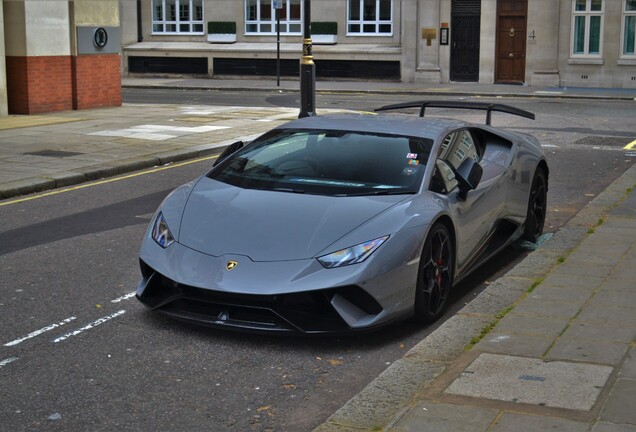 Lamborghini Huracán LP640-4 Performante