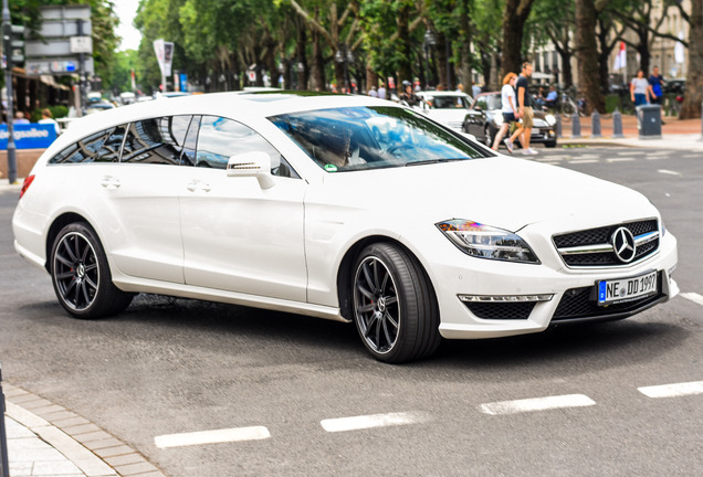 Mercedes-Benz CLS 63 AMG X218 Shooting Brake