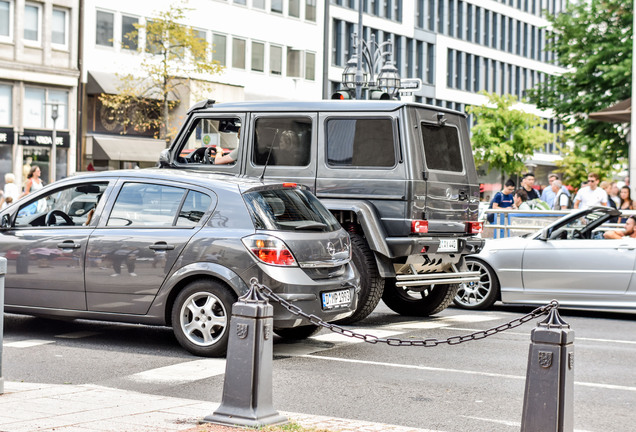 Mercedes-Benz G 500 4X4²