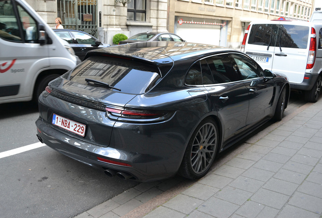 Porsche 971 Panamera Turbo S E-Hybrid Sport Turismo