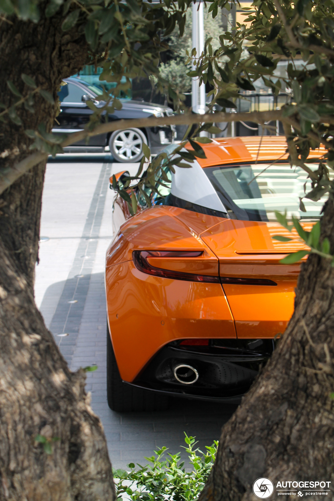 Aston Martin DB11 Launch Edition