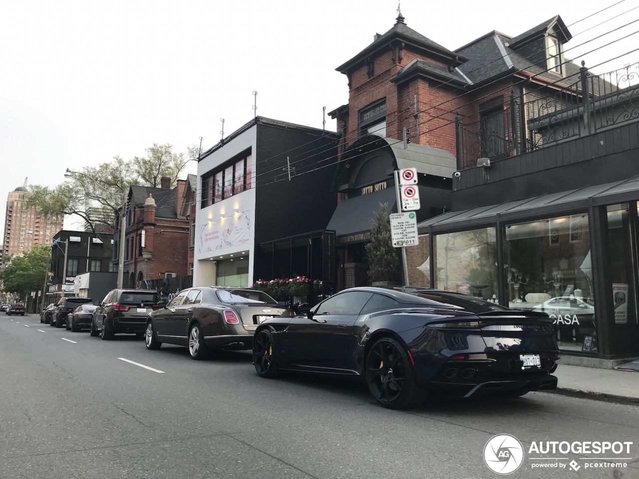 Aston Martin DBS Superleggera