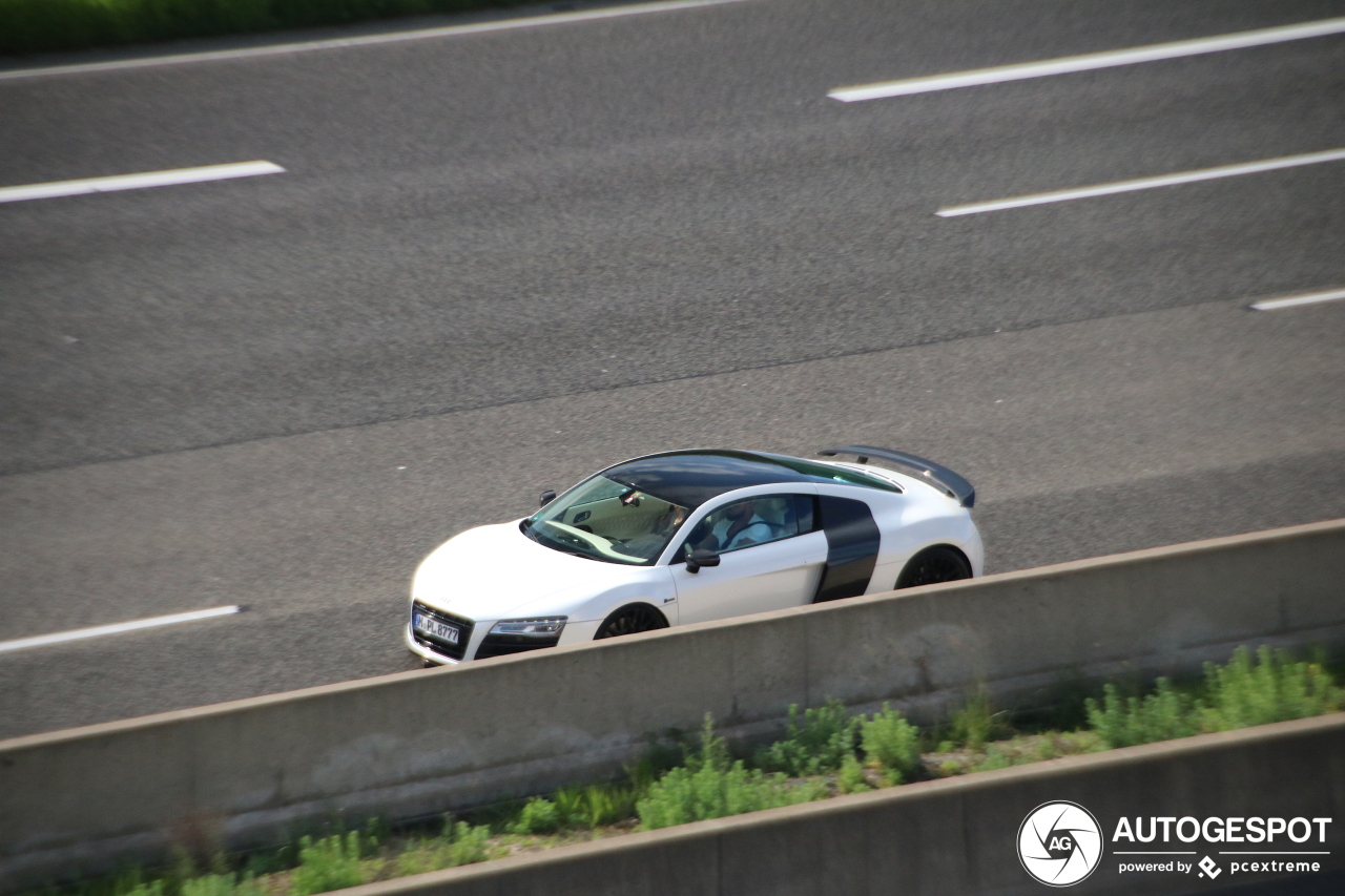 Audi R8 V10 2013