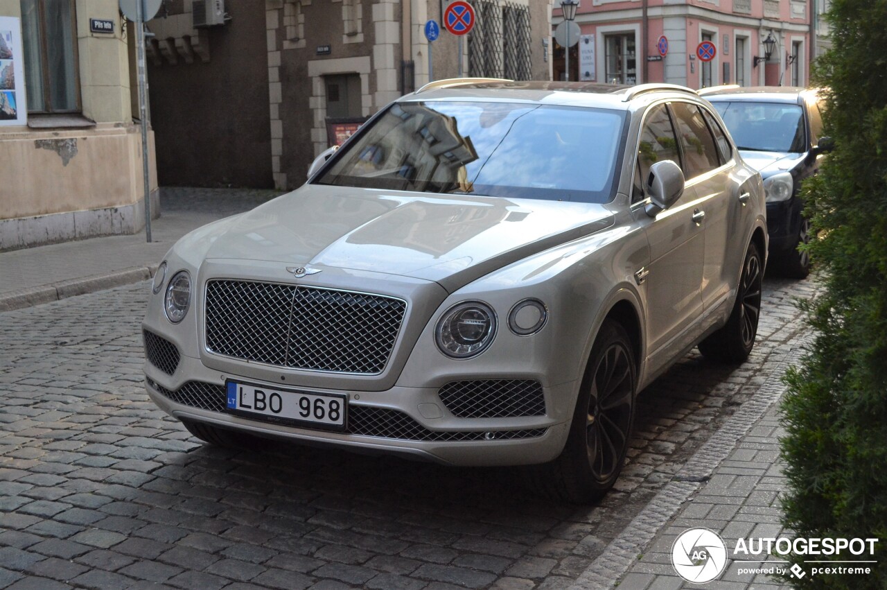 Bentley Bentayga V8