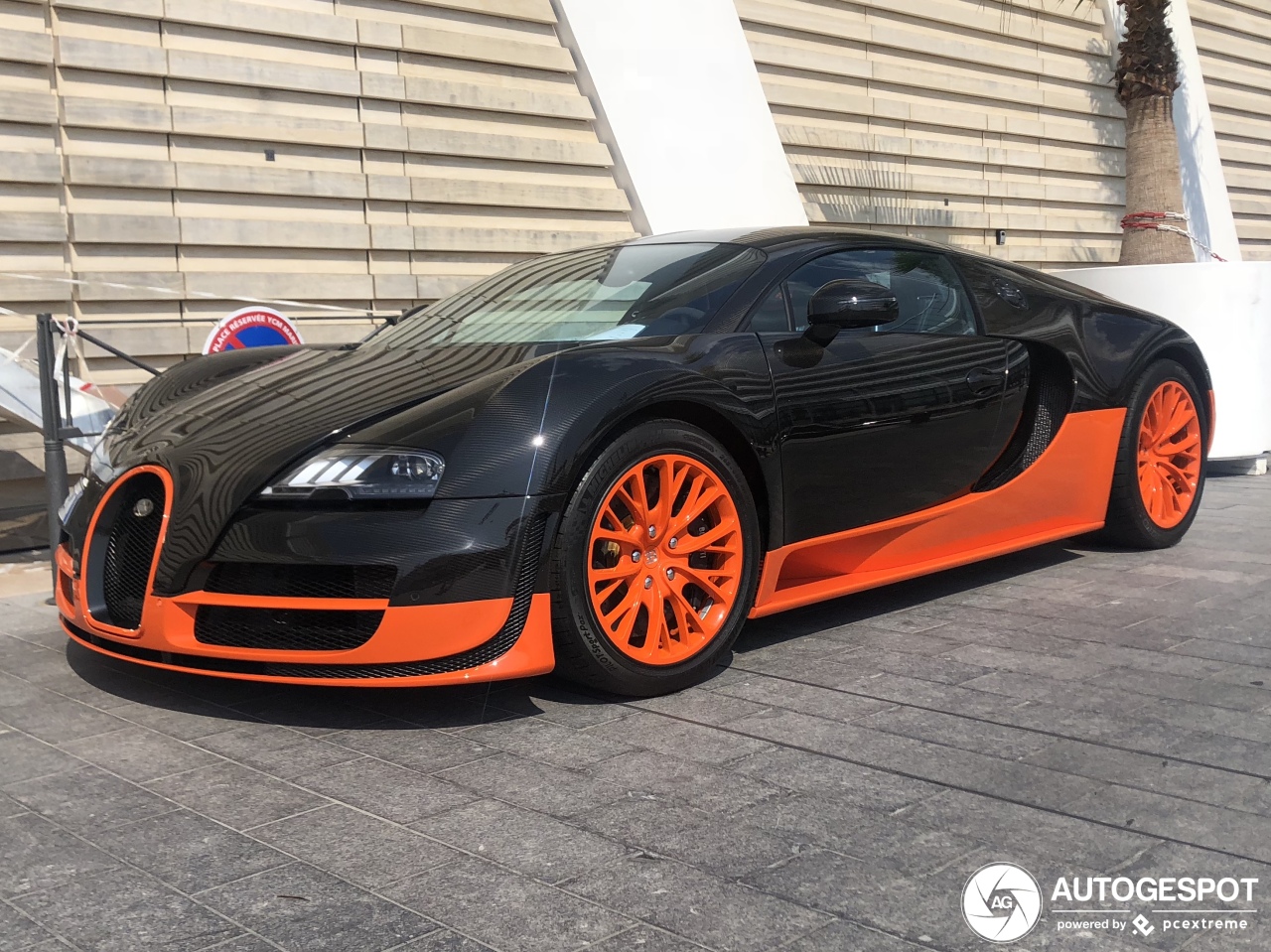 Bugatti Veyron 16.4 Super Sport World Record Edition