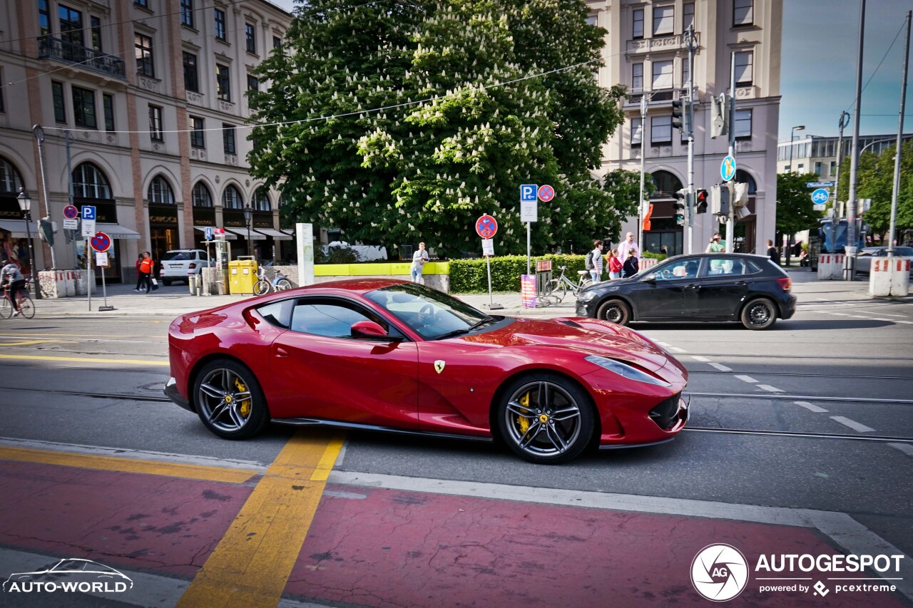 Ferrari 812 Superfast