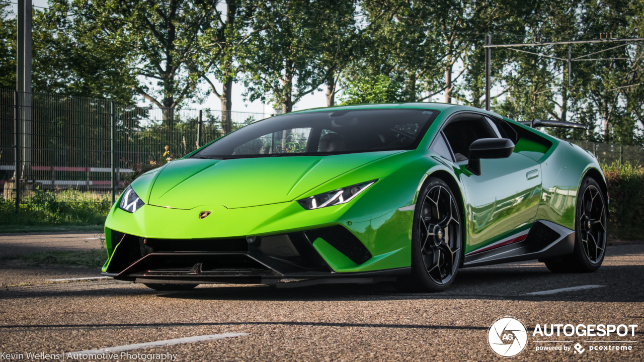 Lamborghini Huracán LP640-4 Performante