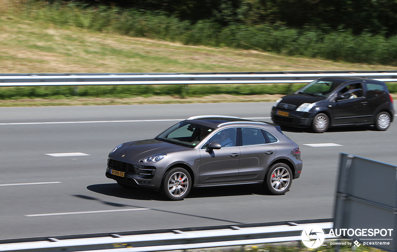 Porsche 95B Macan Turbo