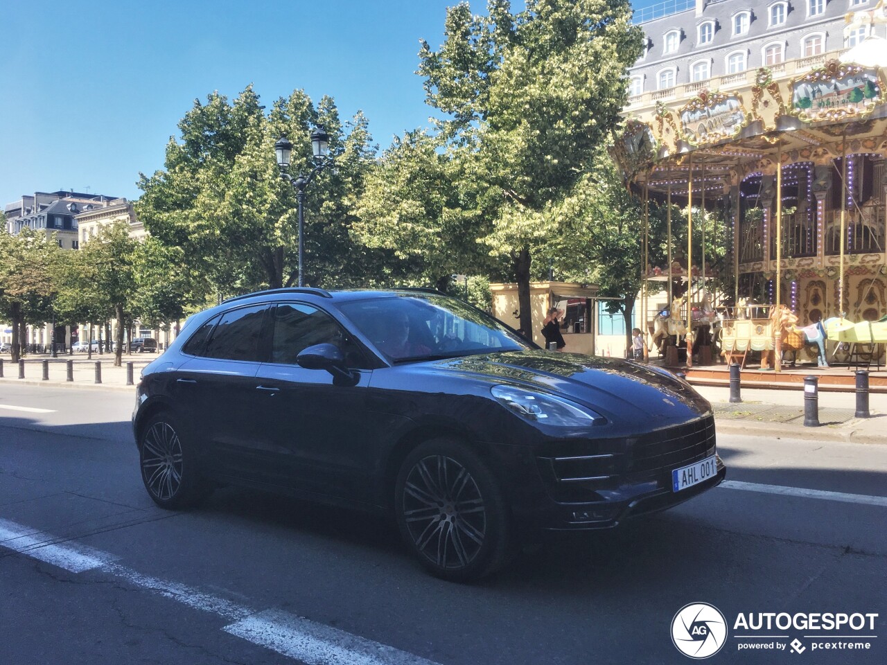 Porsche 95B Macan Turbo