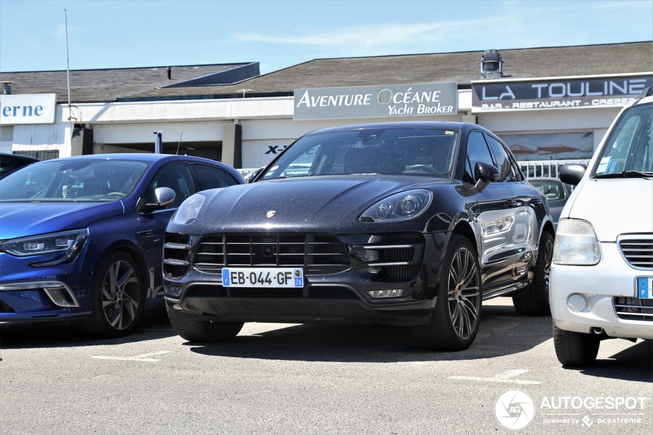 Porsche 95B Macan Turbo