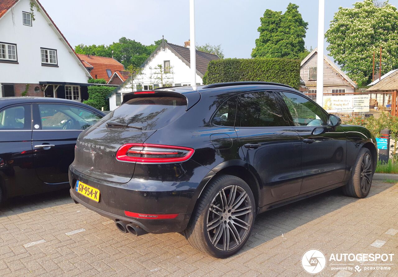 Porsche 95B Macan Turbo