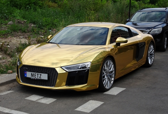 Audi R8 V10 Plus 2015