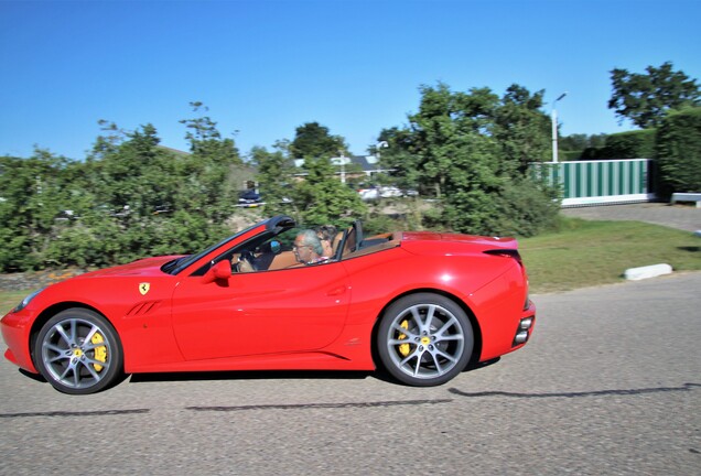 Ferrari California