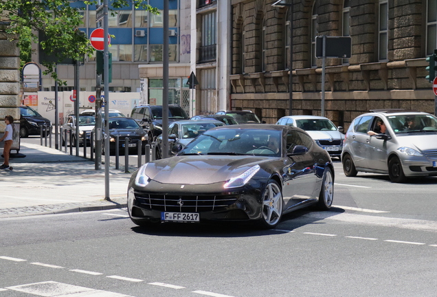 Ferrari FF