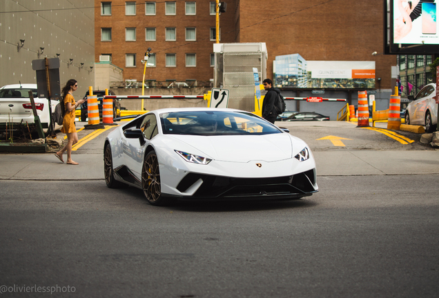 Lamborghini Huracán LP640-4 Performante