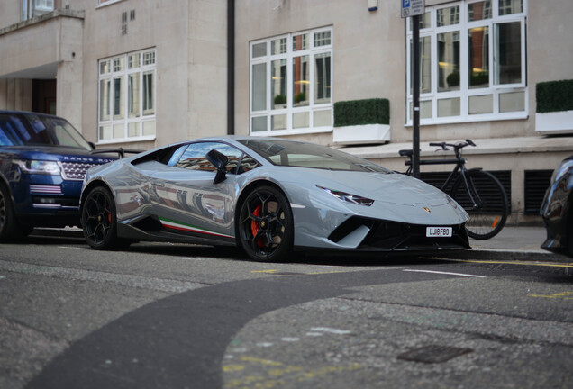 Lamborghini Huracán LP640-4 Performante