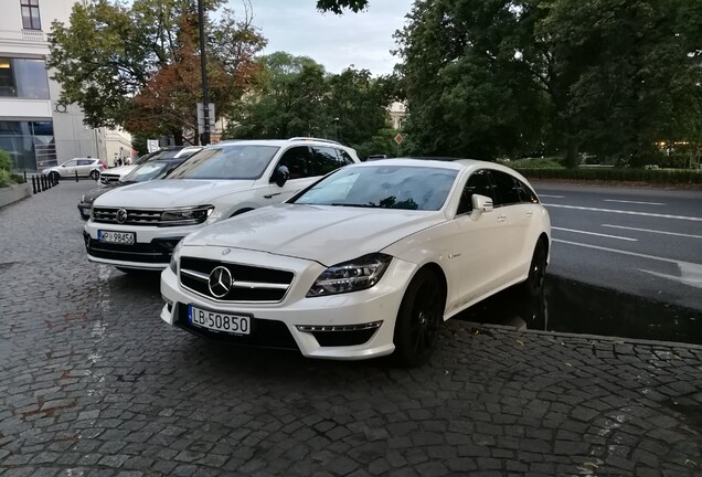 Mercedes-Benz CLS 63 AMG X218 Shooting Brake