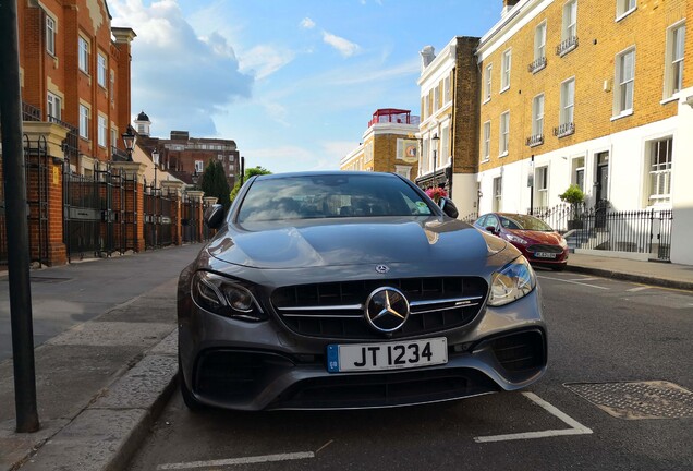 Mercedes-AMG E 63 S W213