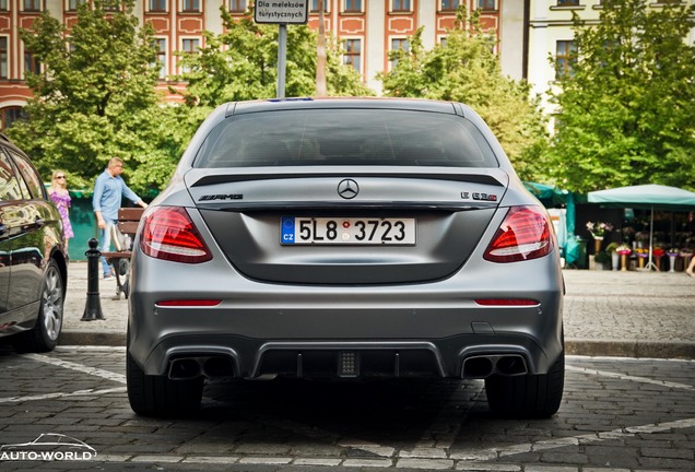 Mercedes-AMG E 63 S W213 Edition 1