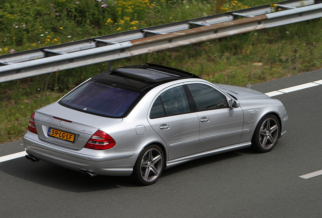 Mercedes-Benz E 55 AMG