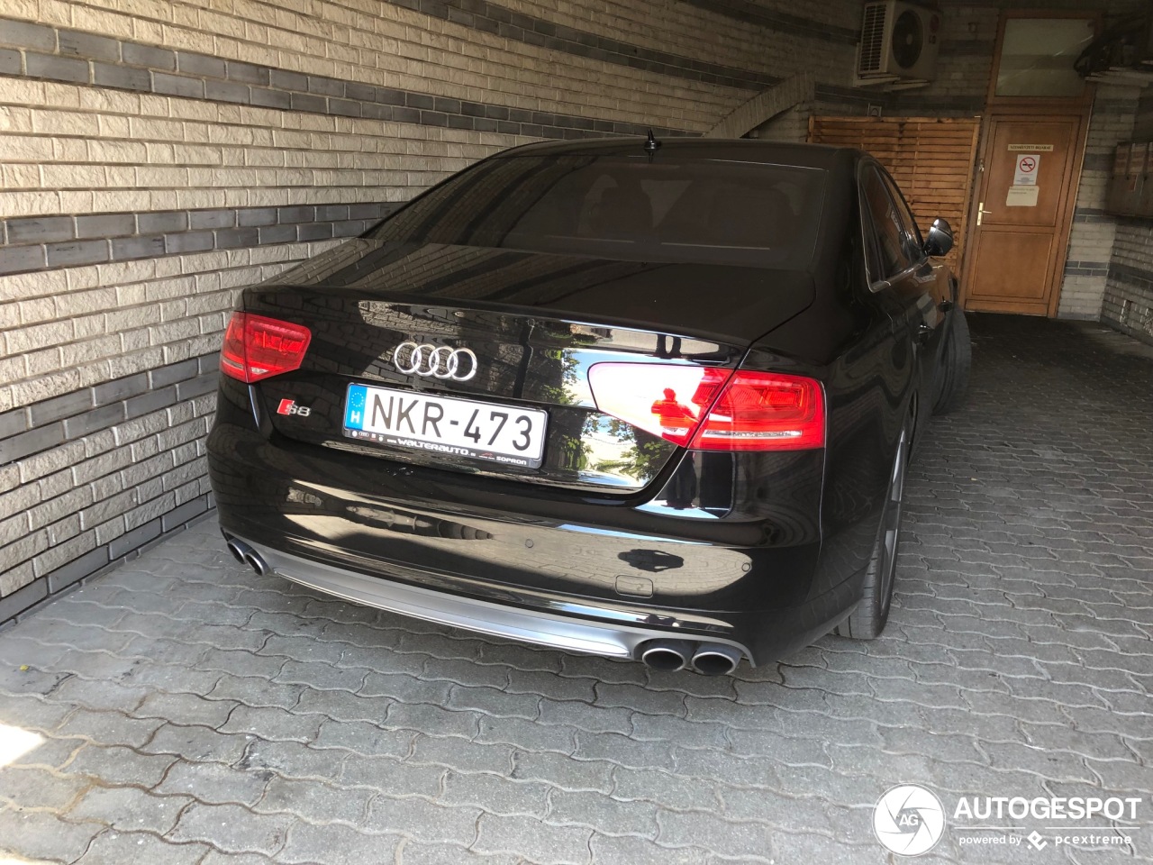 Audi S8 D4