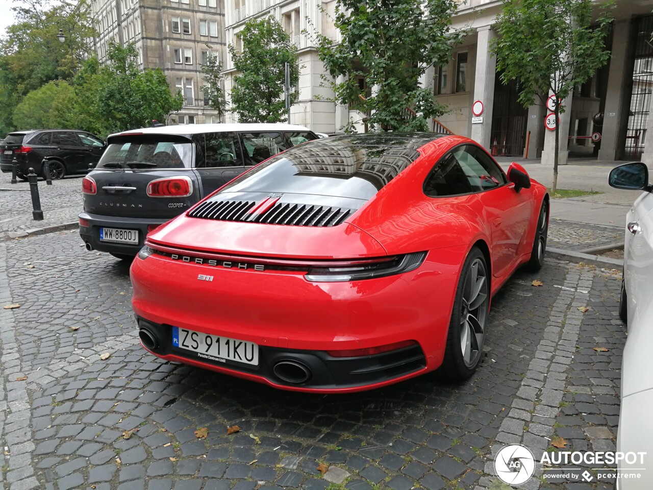 Porsche 992 Carrera 4S