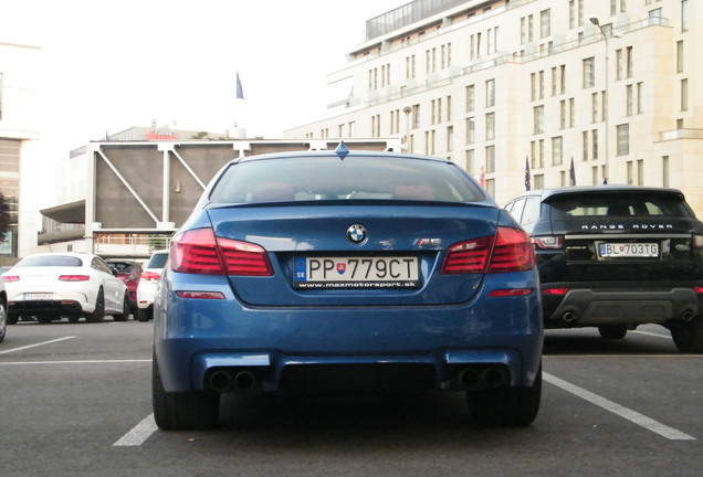 BMW M5 F10 2011