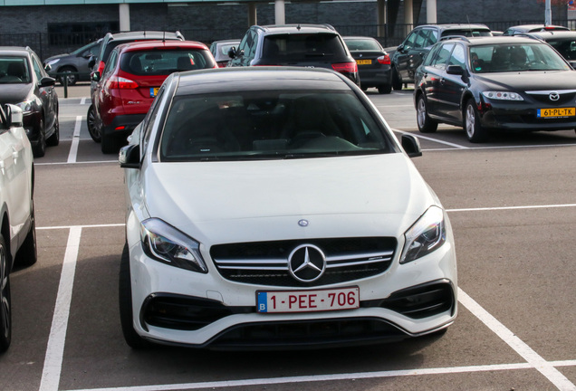 Mercedes-AMG A 45 W176 2015