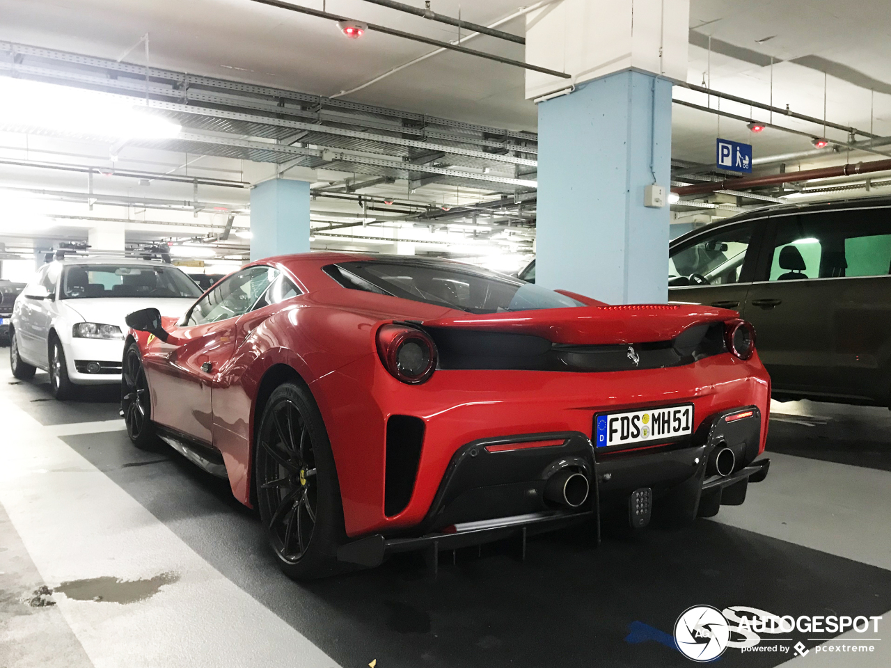 Ferrari 488 Pista