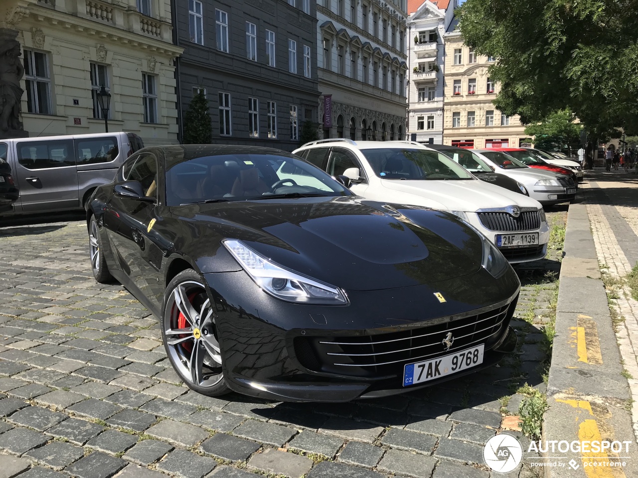 Ferrari GTC4Lusso