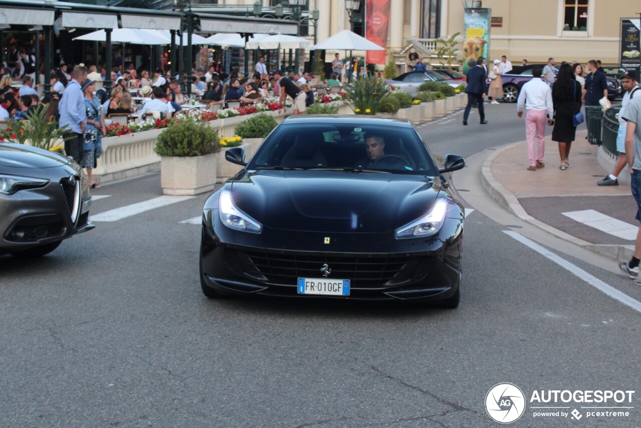 Ferrari GTC4Lusso