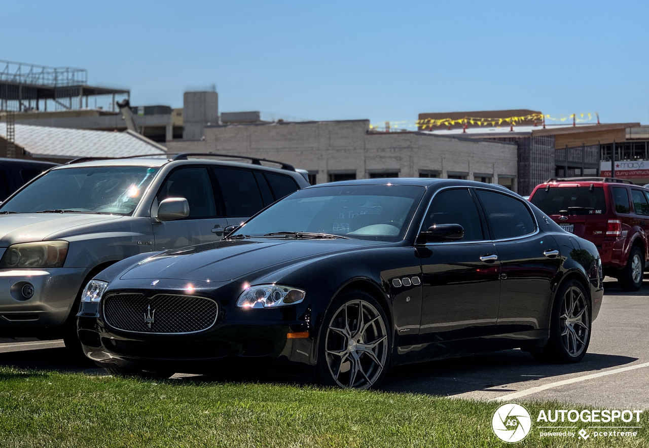 Maserati Quattroporte