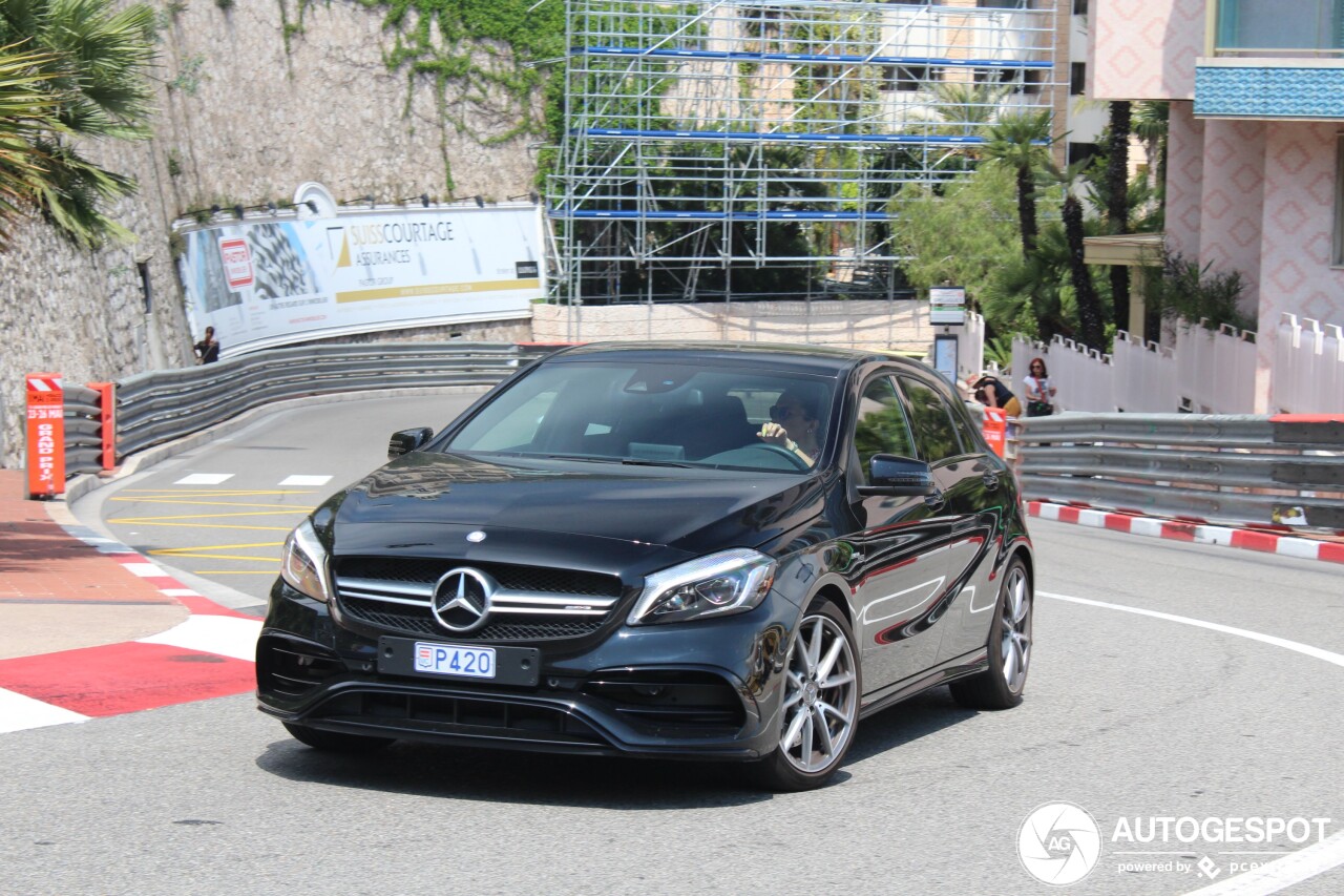 Mercedes-AMG A 45 W176 2015