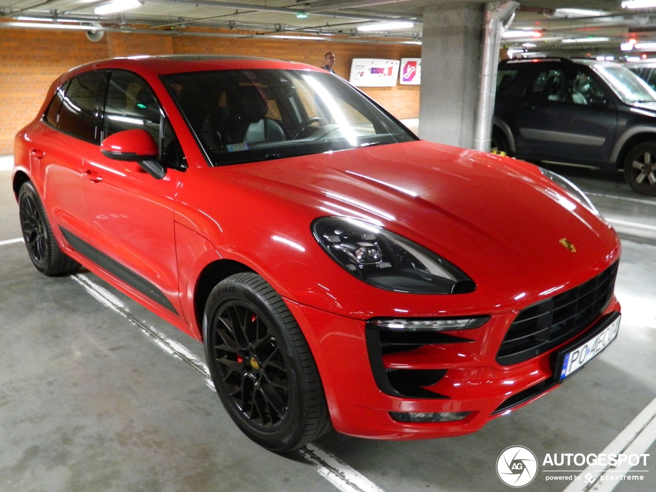 Porsche 95B Macan GTS