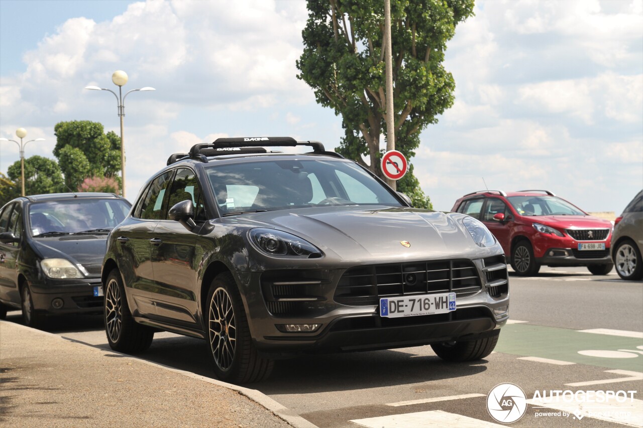 Porsche 95B Macan Turbo