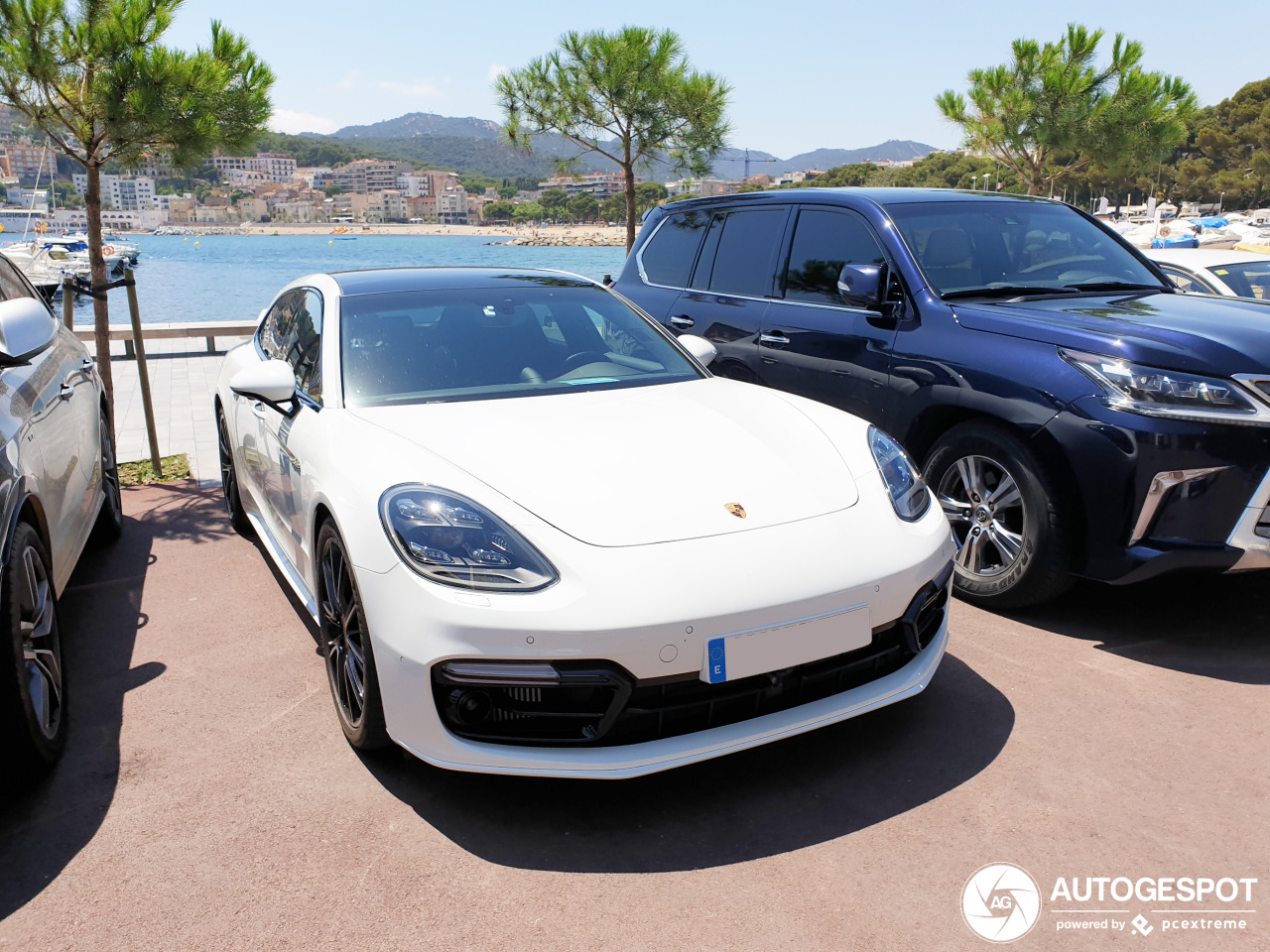 Porsche 971 Panamera Turbo S E-Hybrid Sport Turismo