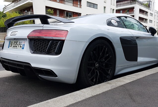 Audi R8 V10 Plus 2015