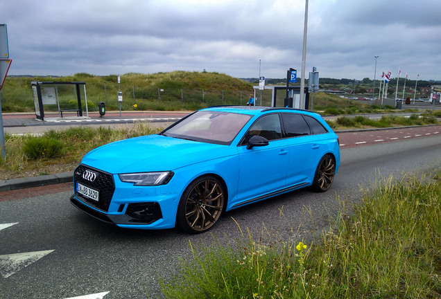 Audi RS4 Avant B9