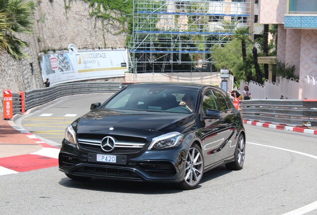 Mercedes-AMG A 45 W176 2015