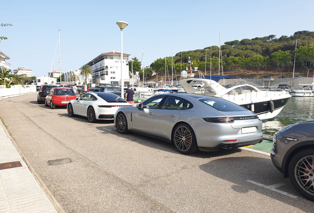 Porsche 971 Panamera Turbo