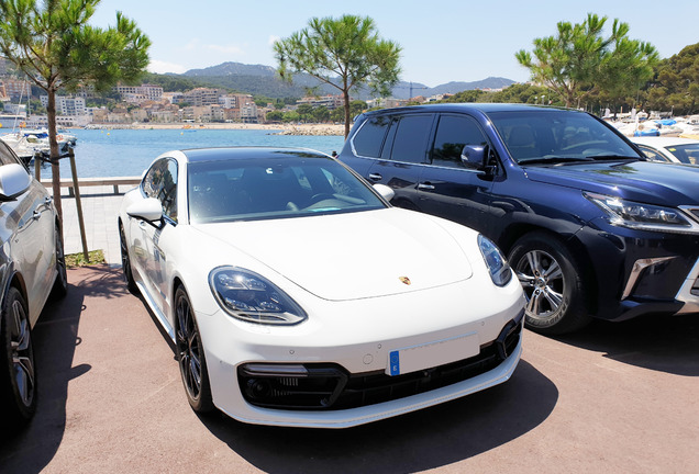 Porsche 971 Panamera Turbo S E-Hybrid Sport Turismo