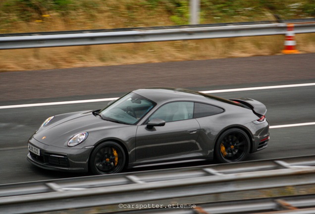 Porsche 992 Carrera S