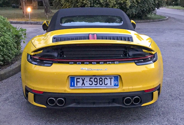 Porsche 992 Carrera S Cabriolet