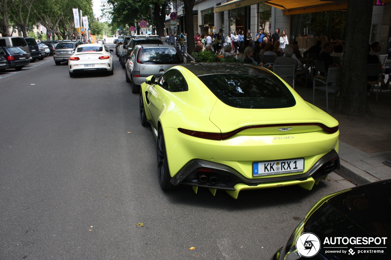 Aston Martin V8 Vantage 2018