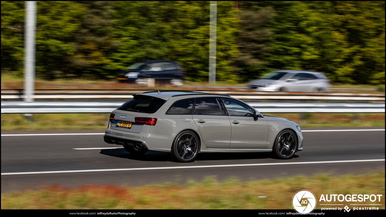 Audi RS6 Avant C7 2015