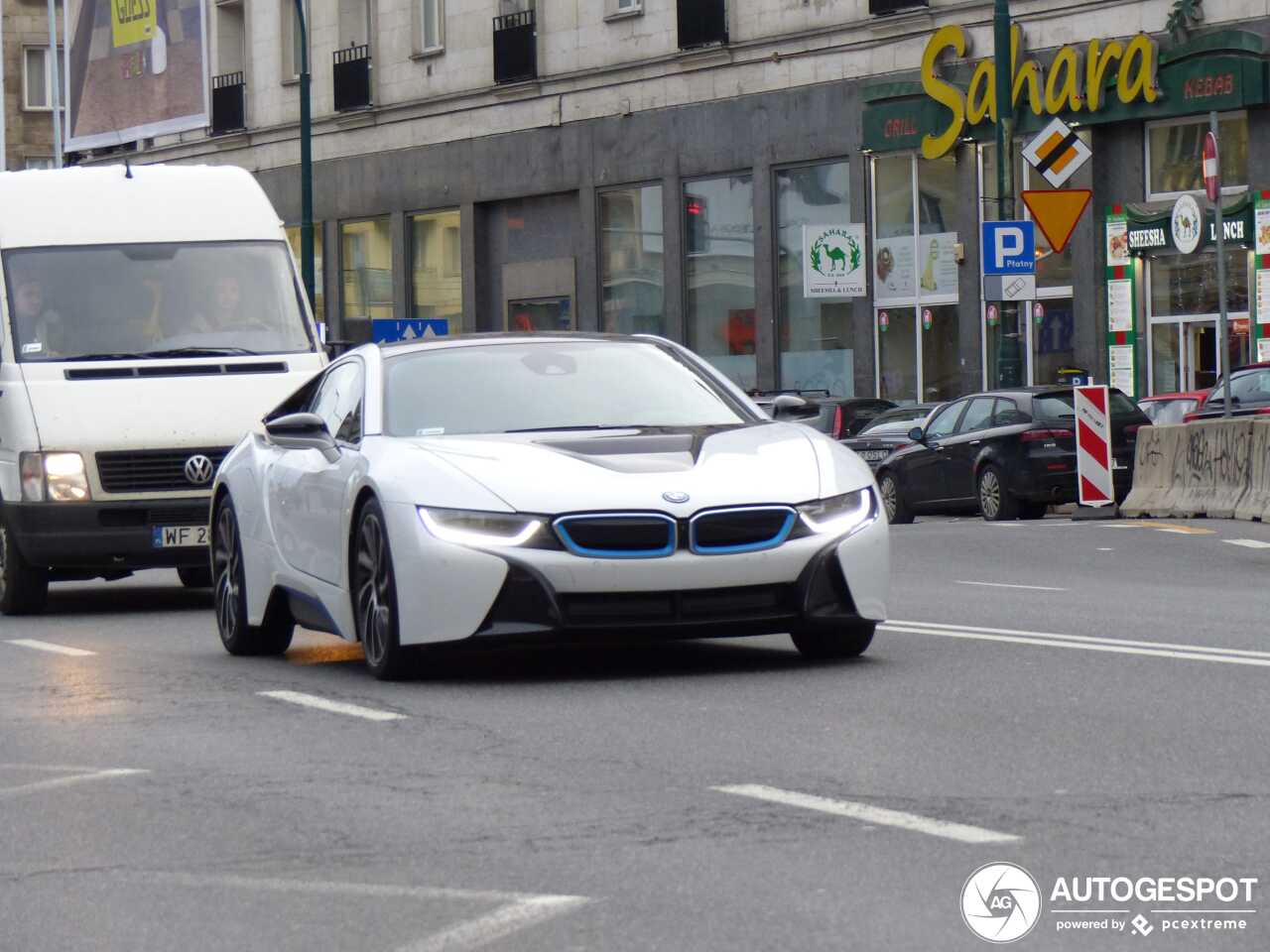 BMW i8