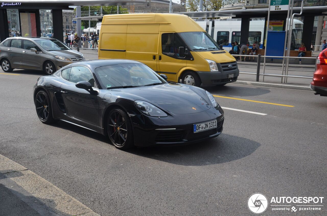 Porsche 718 Cayman S