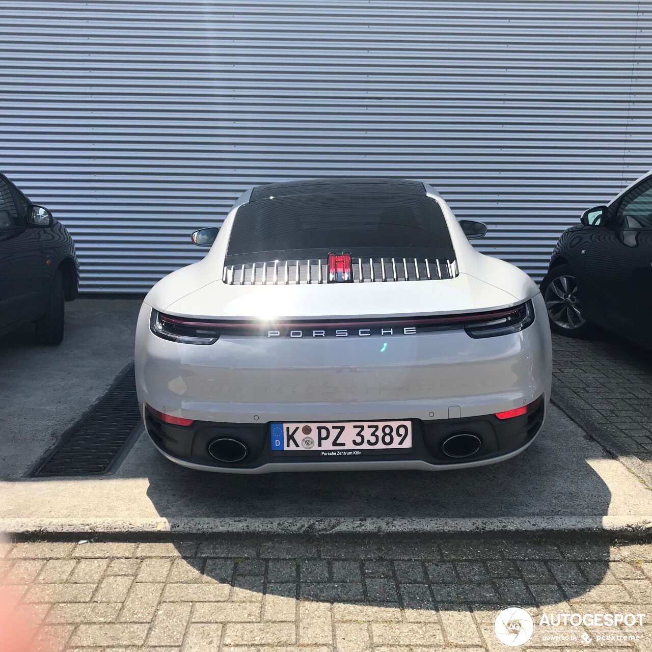 Porsche 992 Carrera 4S